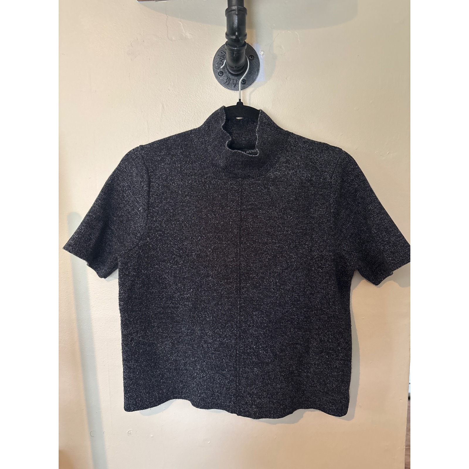 Saks Fifth Avenue Mock Neck Sweater Womens L Grey Short Sleeve Seam